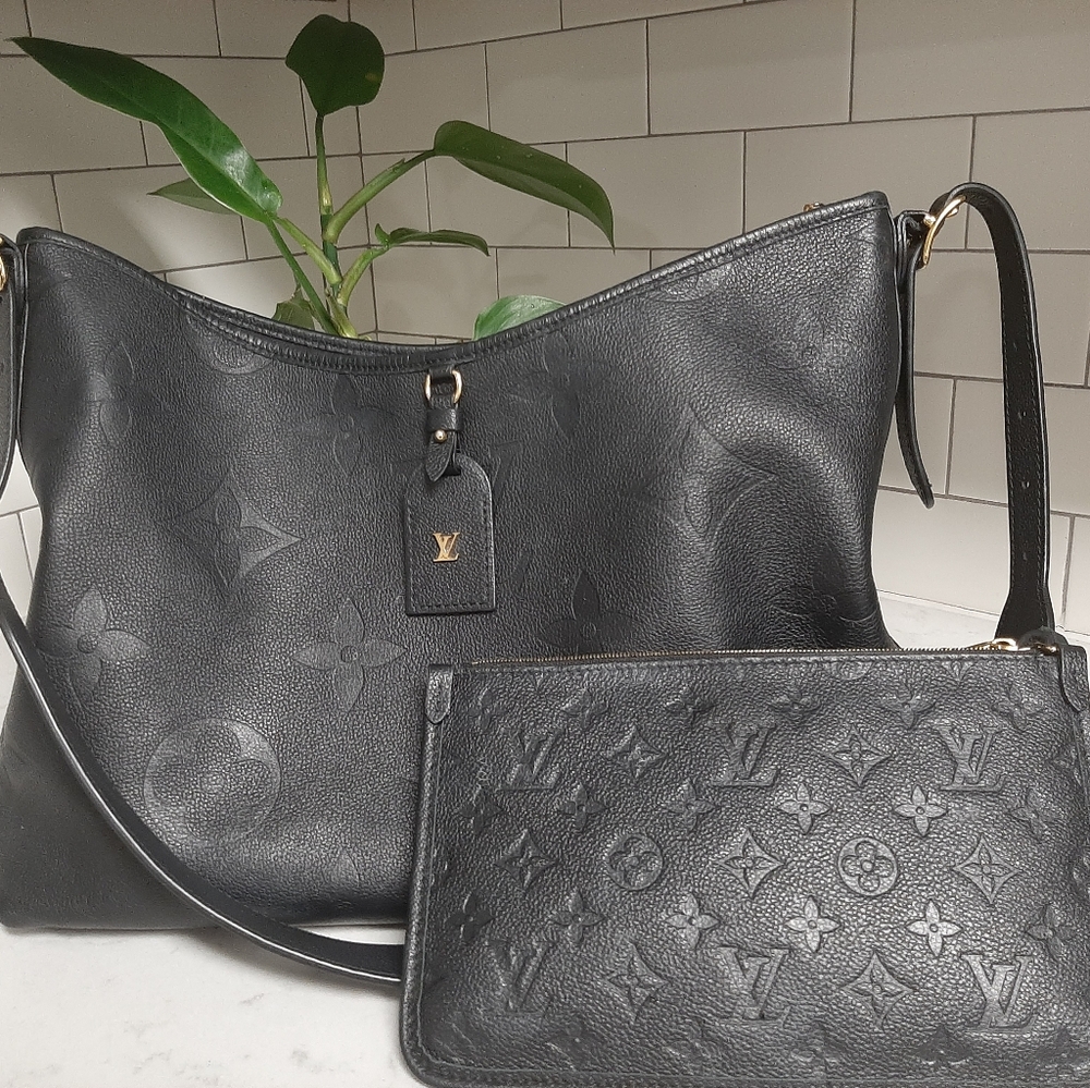 Louis Vuitton CarryAll MM